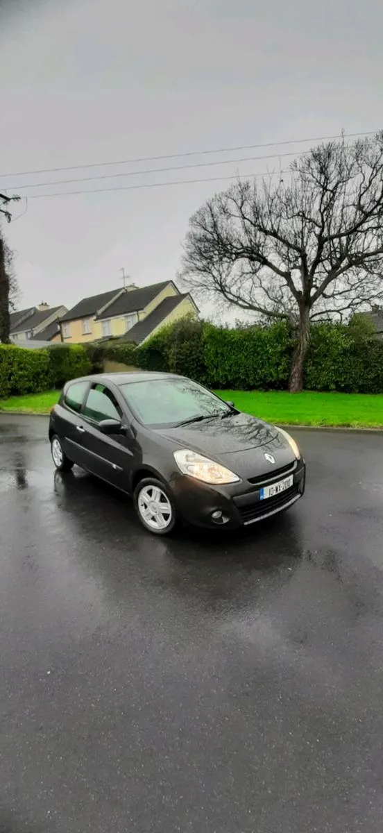 2010 Renault clio 1.2 - Image 1