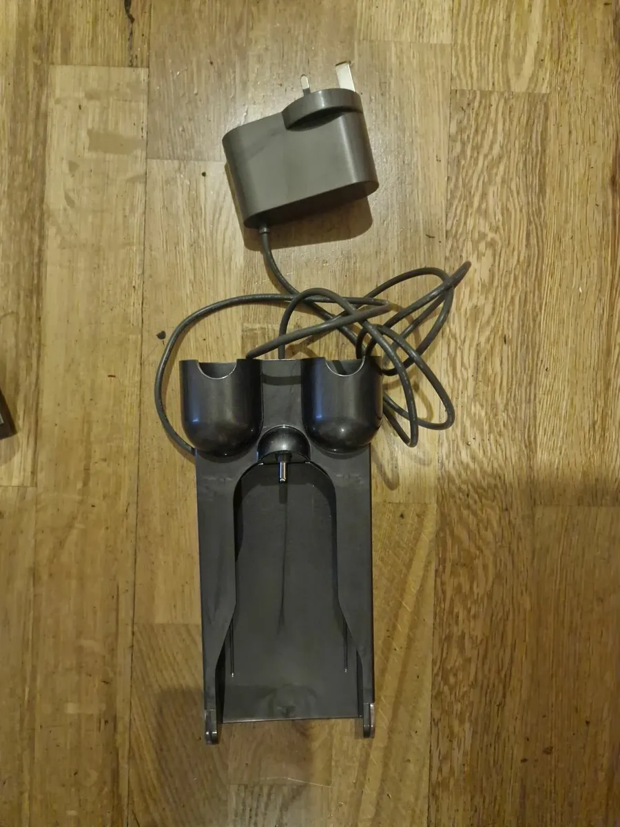 Dyson Cyclone V10 Animal extra - Image 3