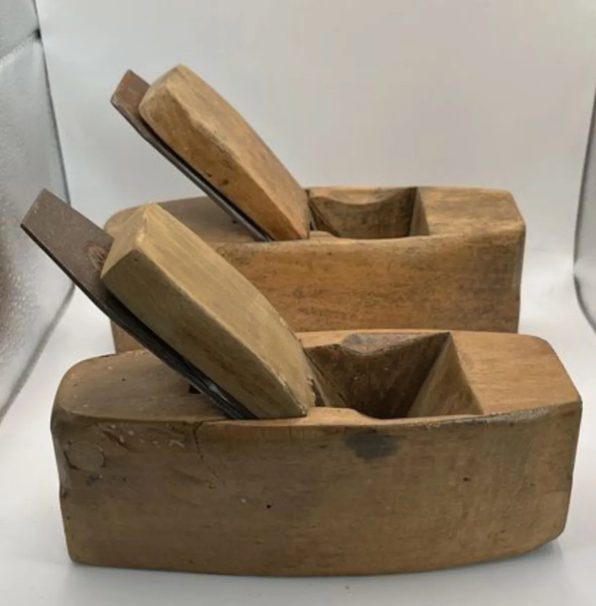 Pair of vintage wooden planes - Image 1
