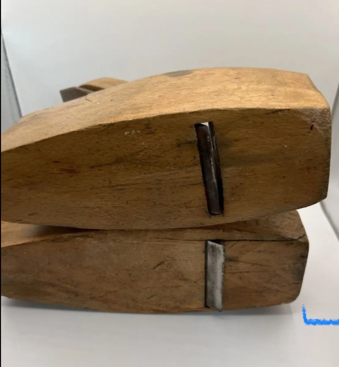 Pair of vintage wooden planes - Image 3