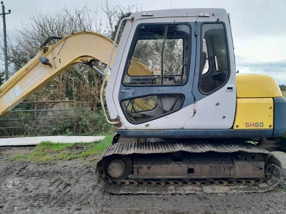 Somitomo 6t digger - Image 1