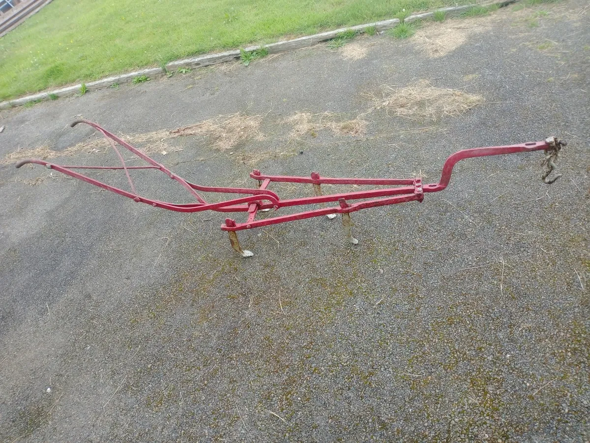 Vintage Horse Drawn Harrow / Scuffler. - Image 1