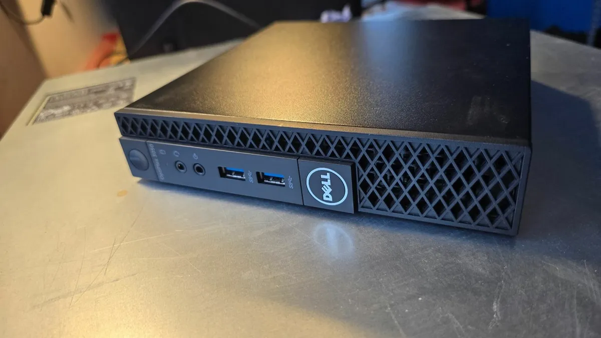 DELL 3050 MICROSLIM-i5-8GB RAM-256GB SSD W10 PRO - Image 1