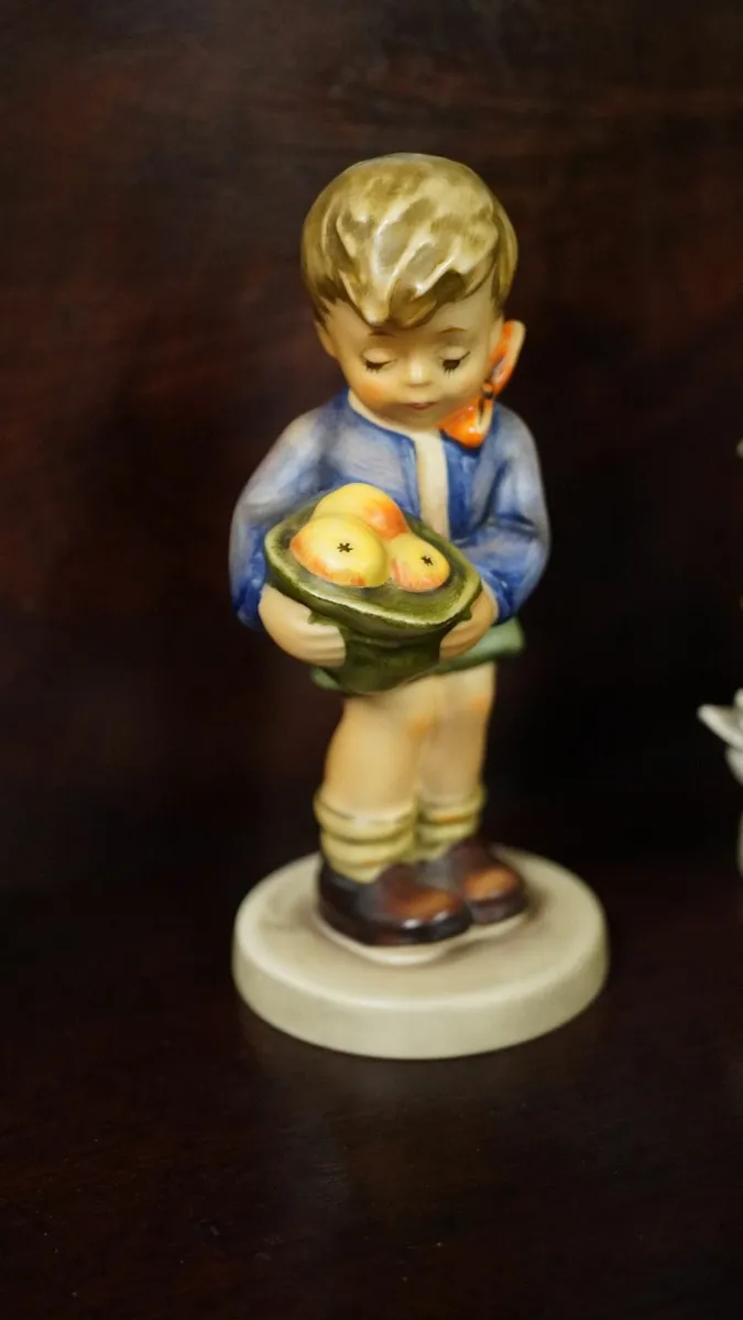 Hummel Figurine - Image 1
