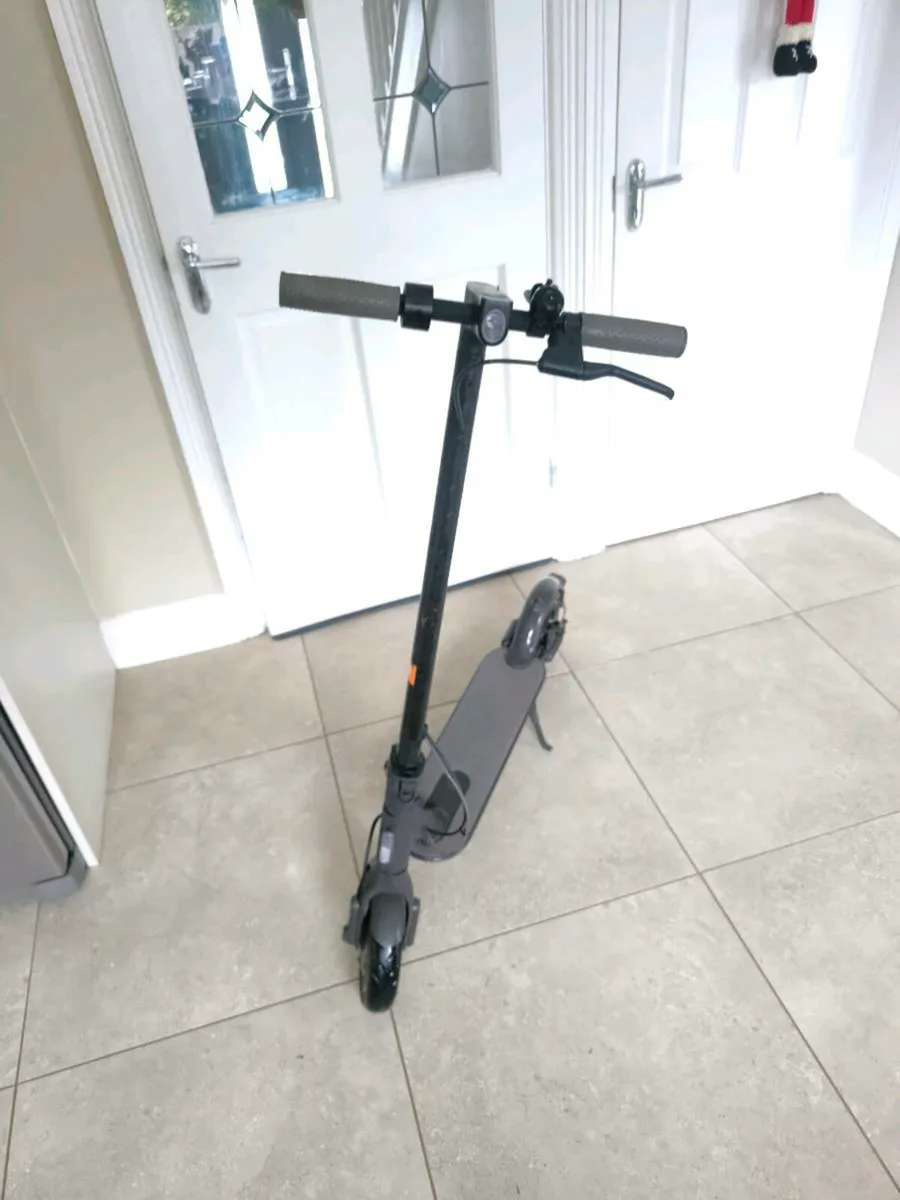 Mi electric scooter - Image 4