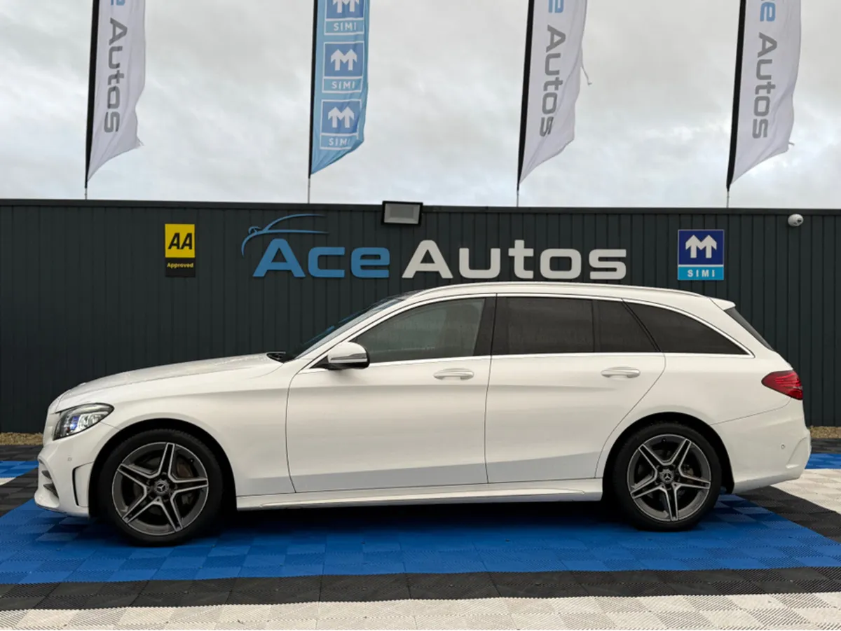 Mercedes-Benz C-Class AMG PREMIUM - 2.0L DIESEL - - Image 4
