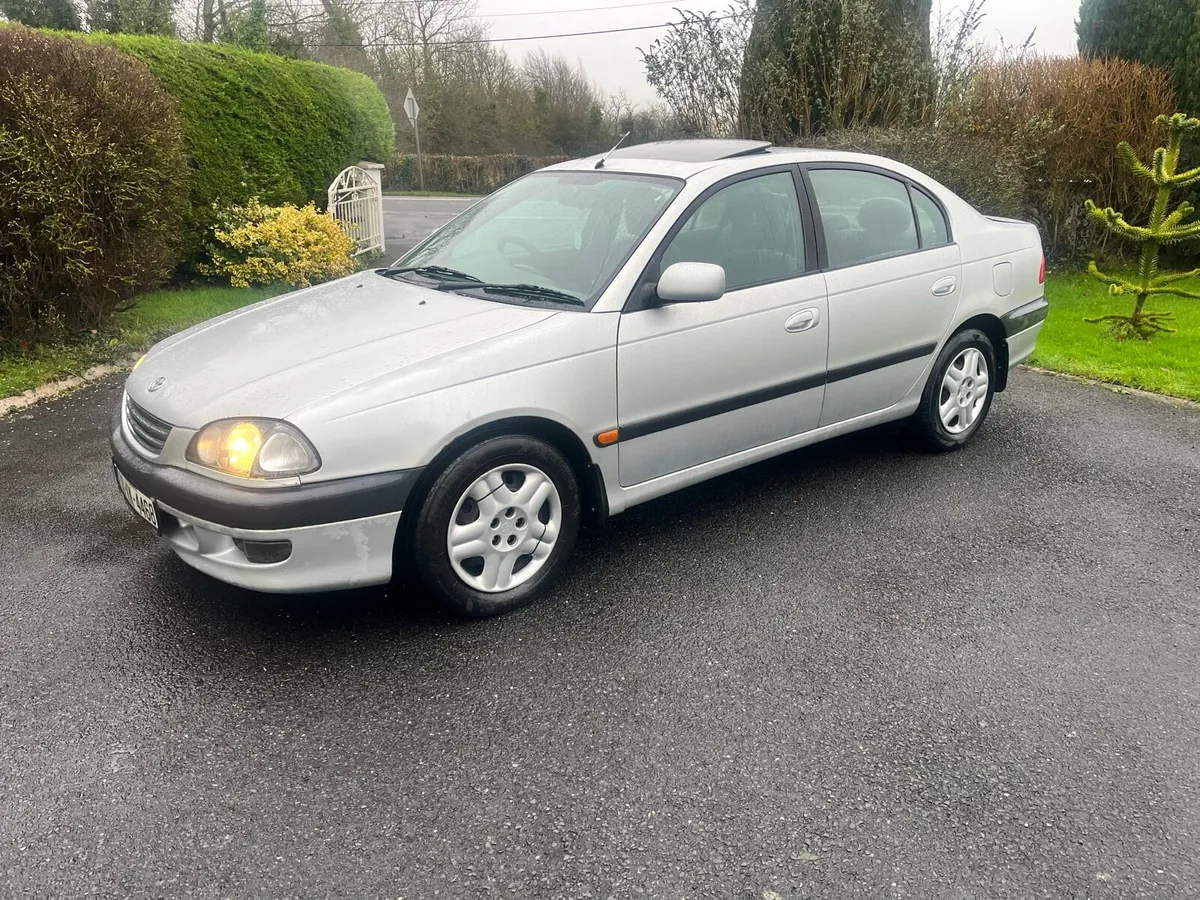 Toyota Avensis - Image 2