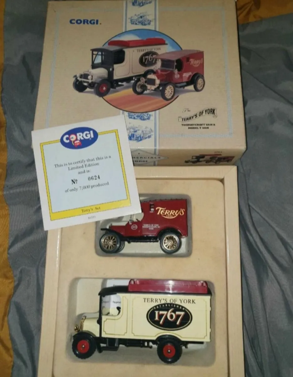 CORGI LIMITED EDITION TERRYS OF YORK DIE CAST SET