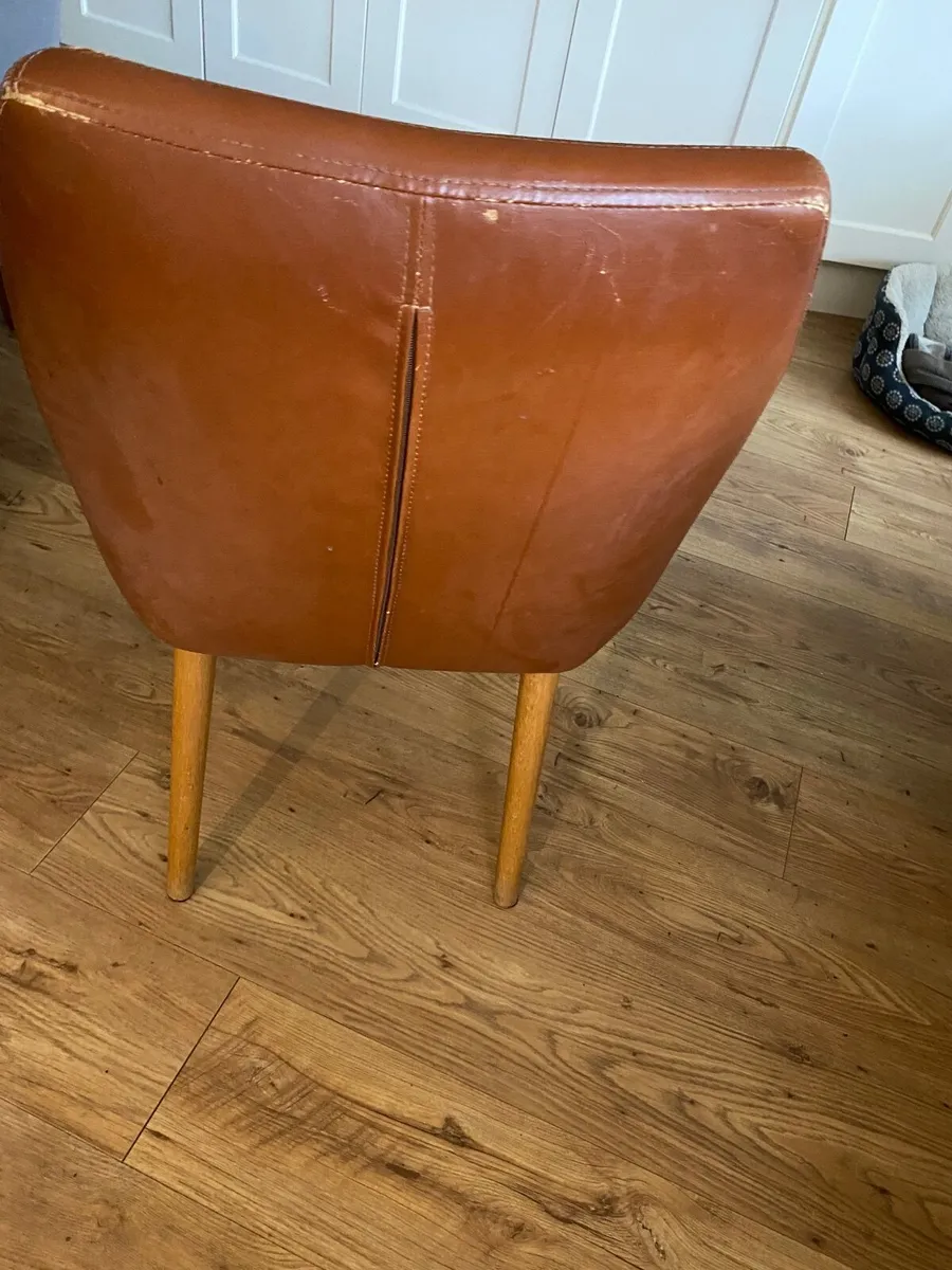 Dining chairs - Image 1