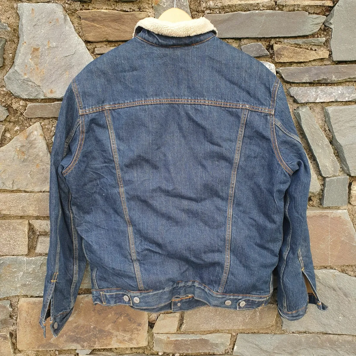 Levi's sherpa trucker denim jacket Large - Image 2