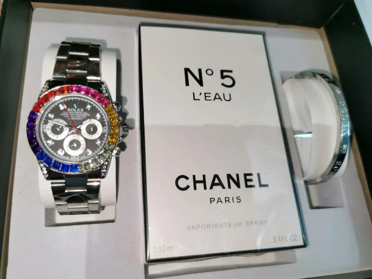 WOMENS WATCH FRAGRANCE AND BRACELET - Image 4