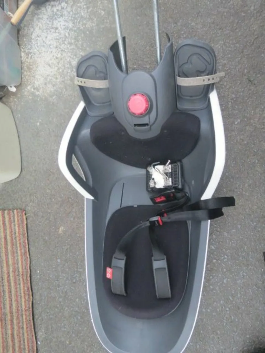 Child Bike seat  Recline/adjustable - Hamax Caress