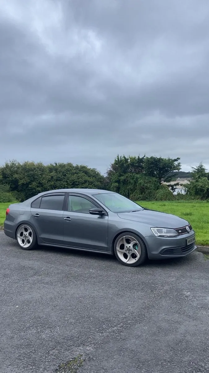 Volkswagen Jetta 2014 - Image 1