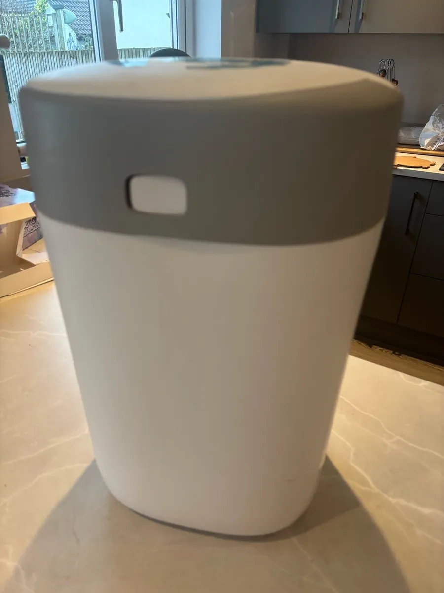 Tommee Tippee Bin - Image 1