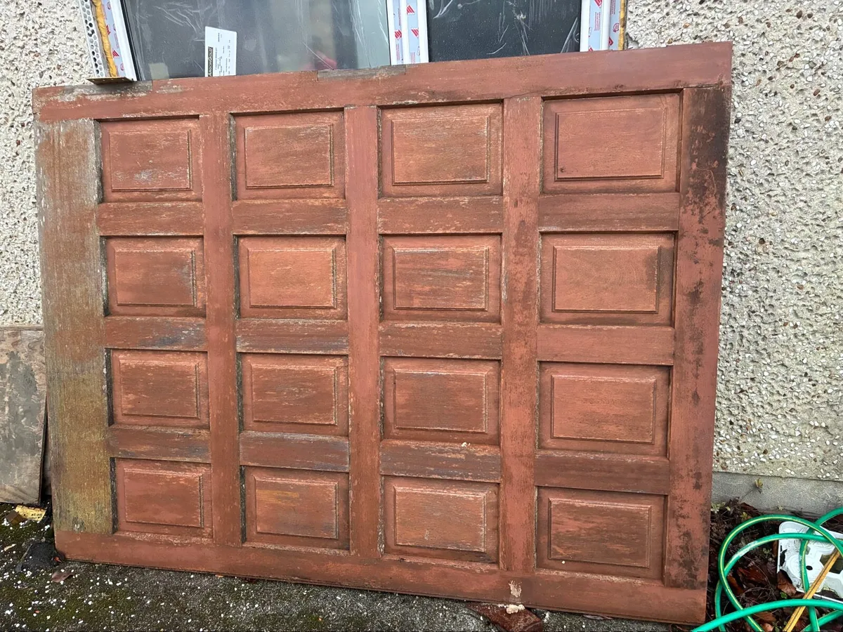 Garage door
