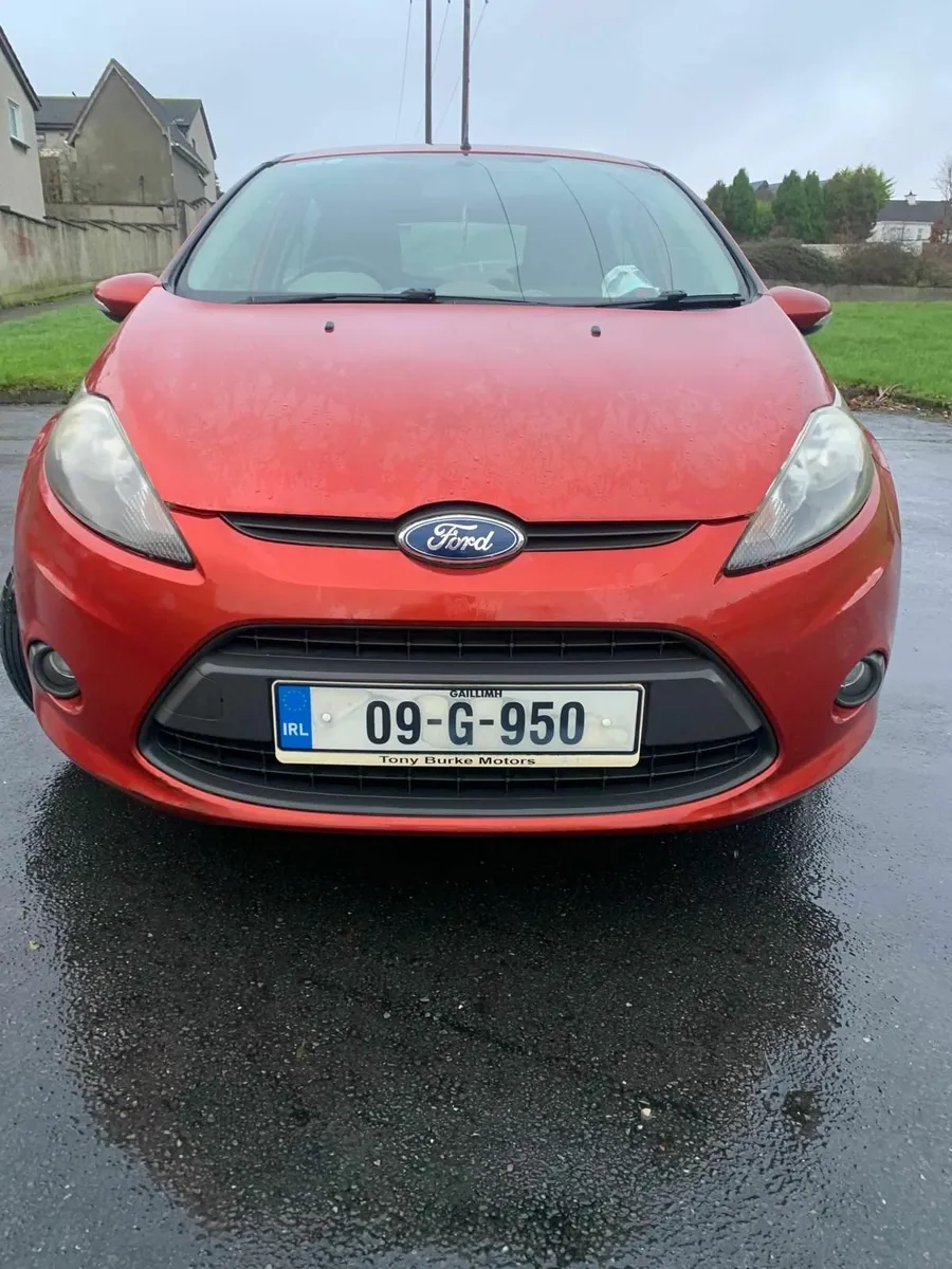 Ford Fiesta 2009 - Image 2