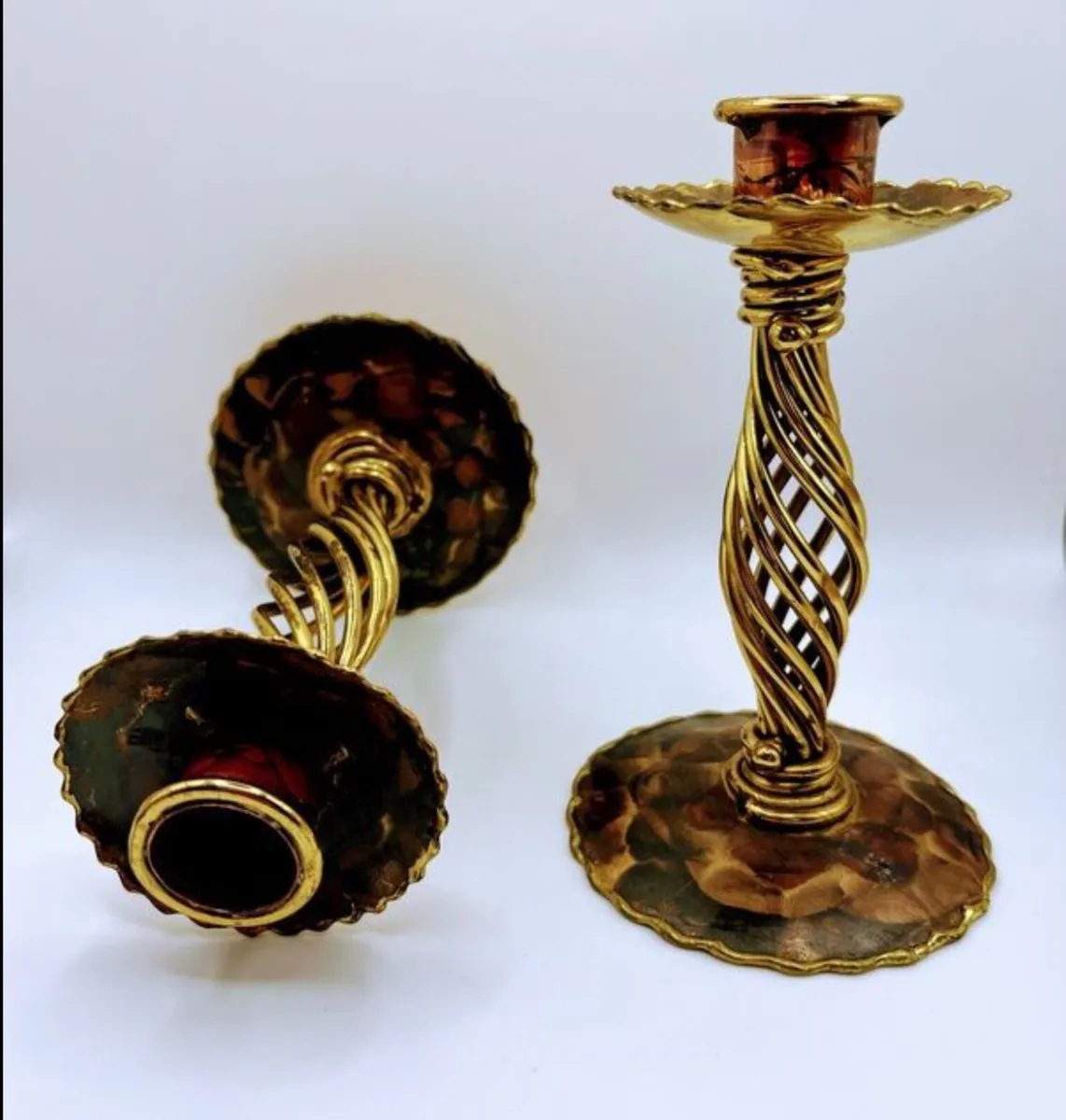 Pair of vintage spiral brass candle holders - Image 2