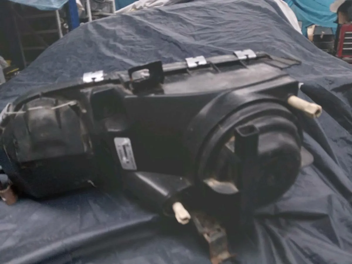 Sierra headlight - Image 2