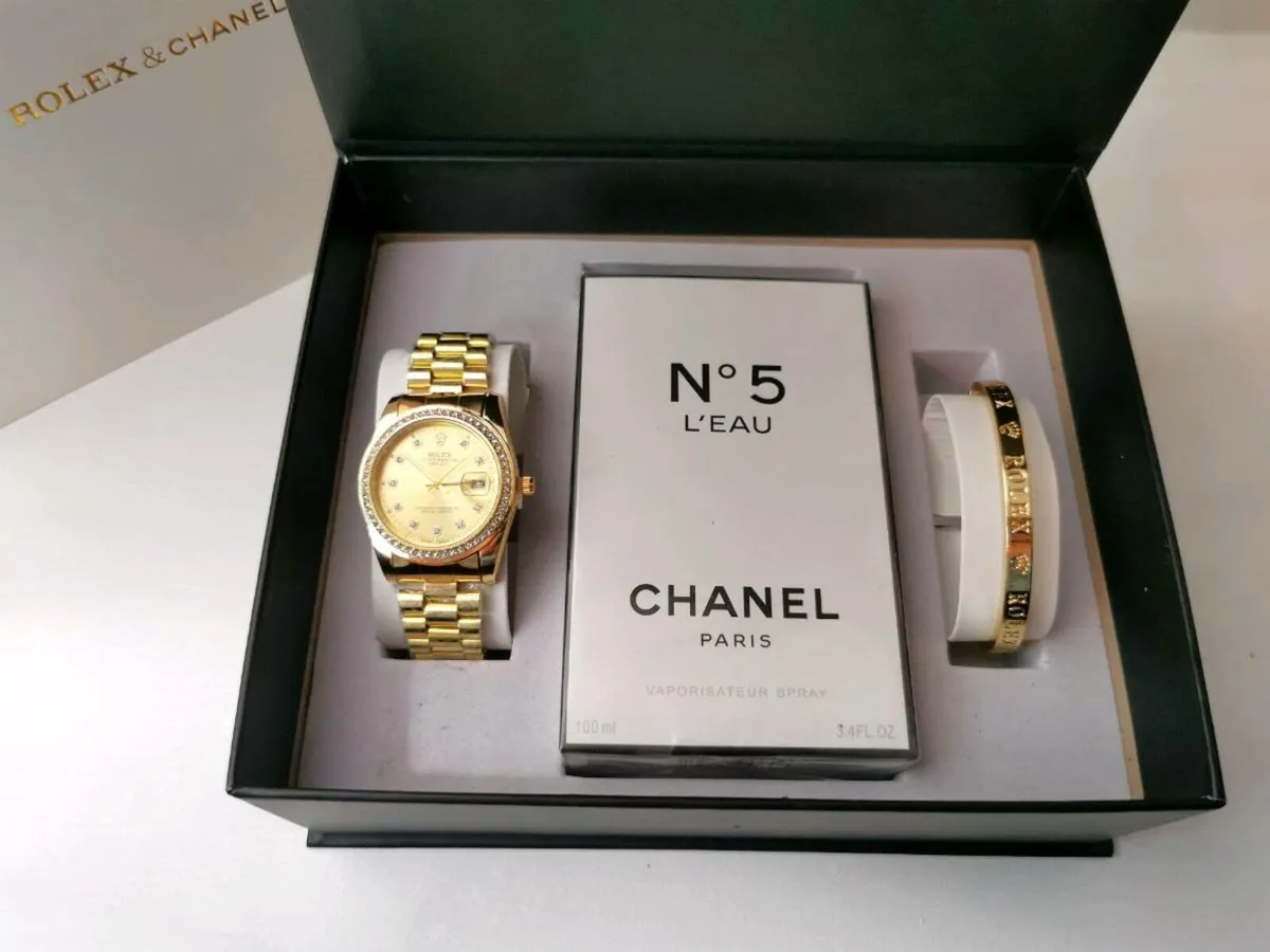 WOMENS WATCH FRAGRANCE AND BRACELET SET - Image 2