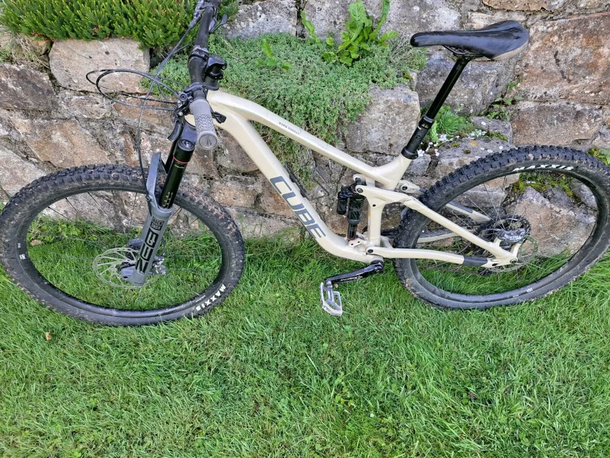 Mountain Bike - Image 4