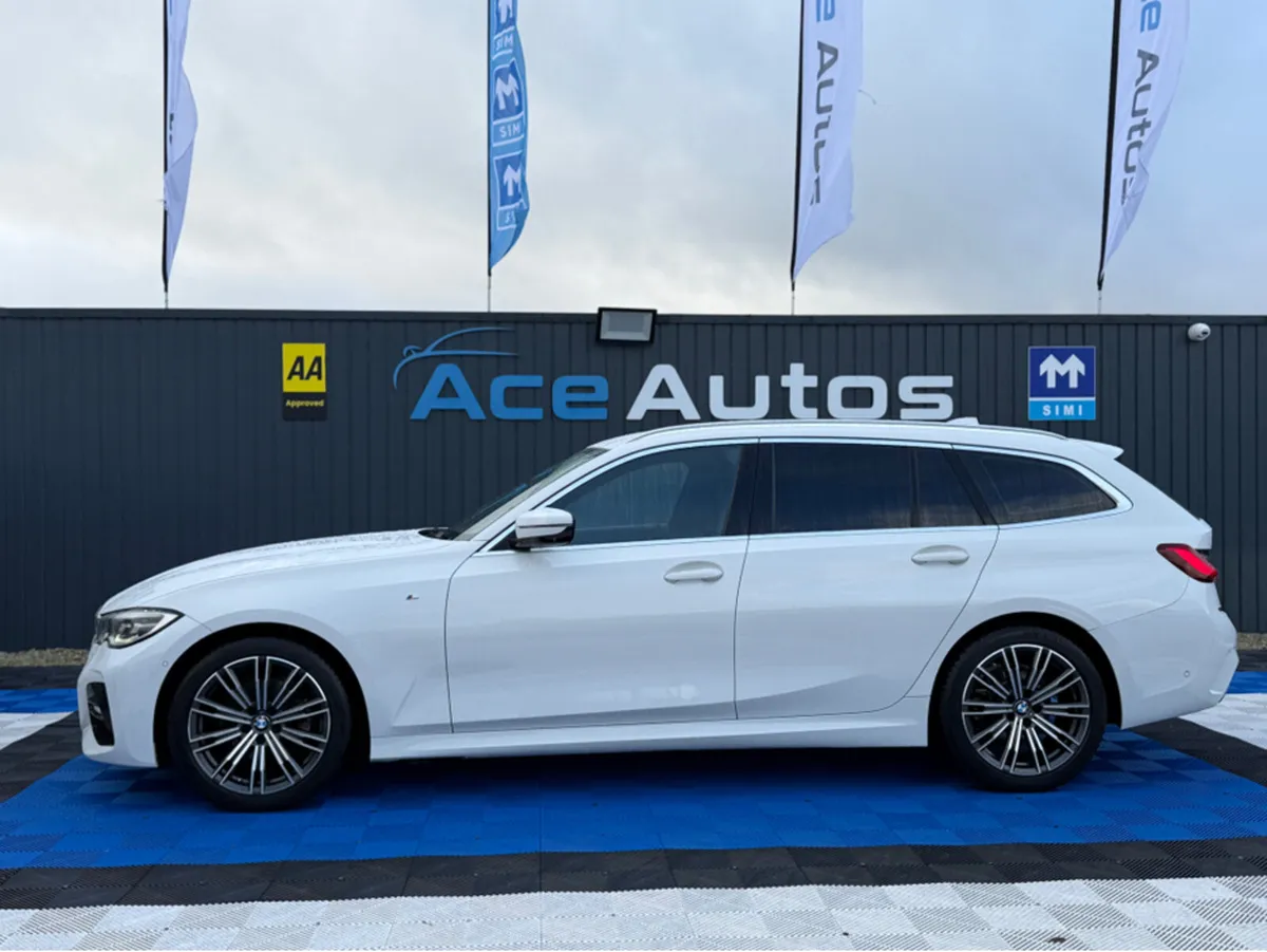 BMW 3-Series M-SPORT X-DRIVE - 2.0L DIESEL - AUTO - Image 4