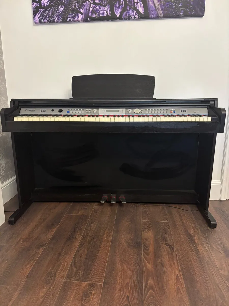 Digital Piano - Image 1