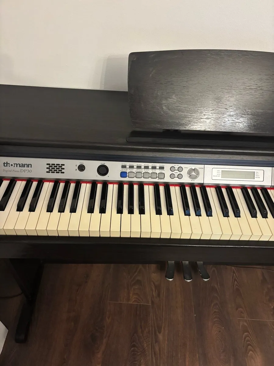 Digital Piano - Image 4