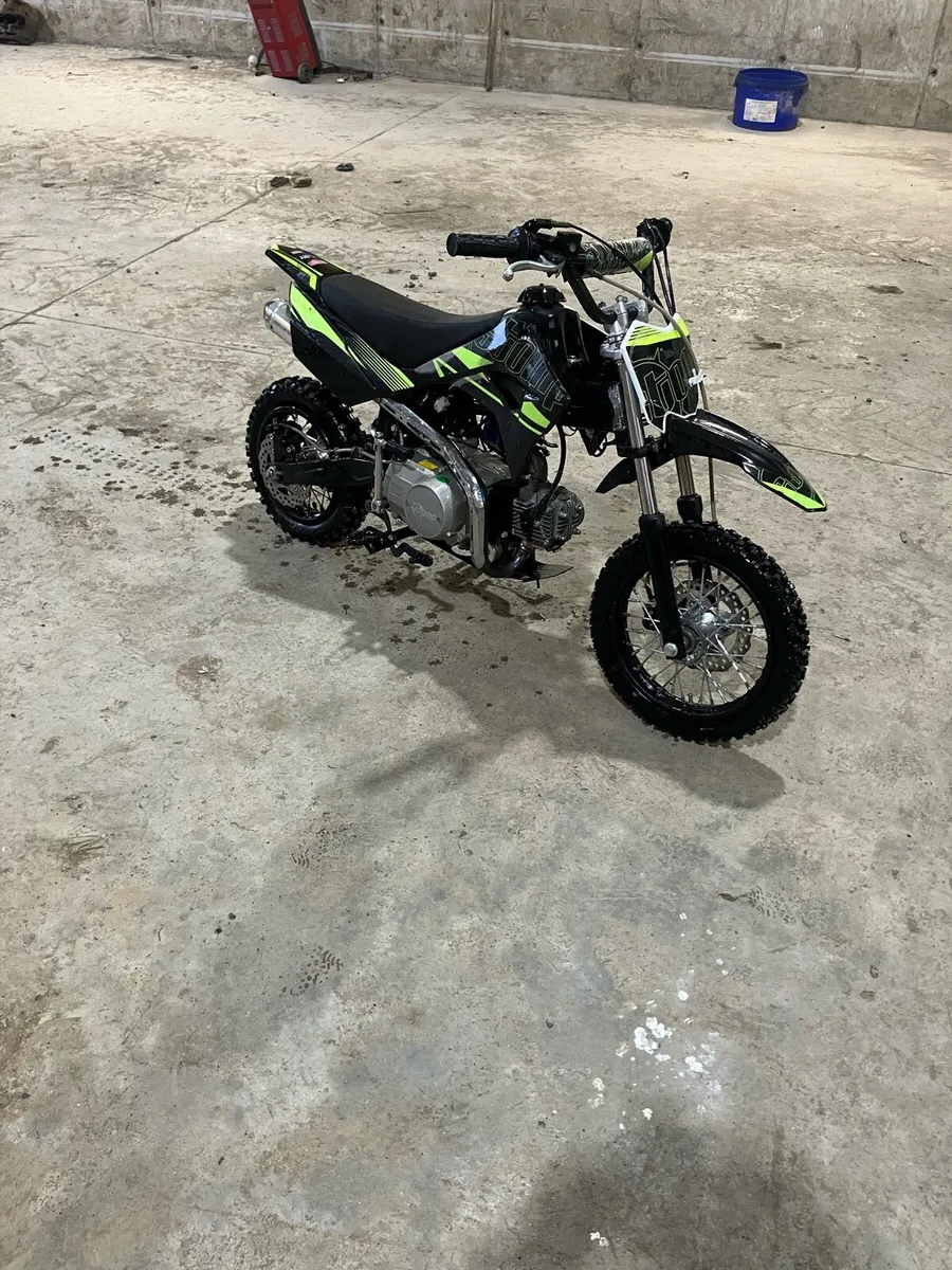 Stomp pit bike - Image 1