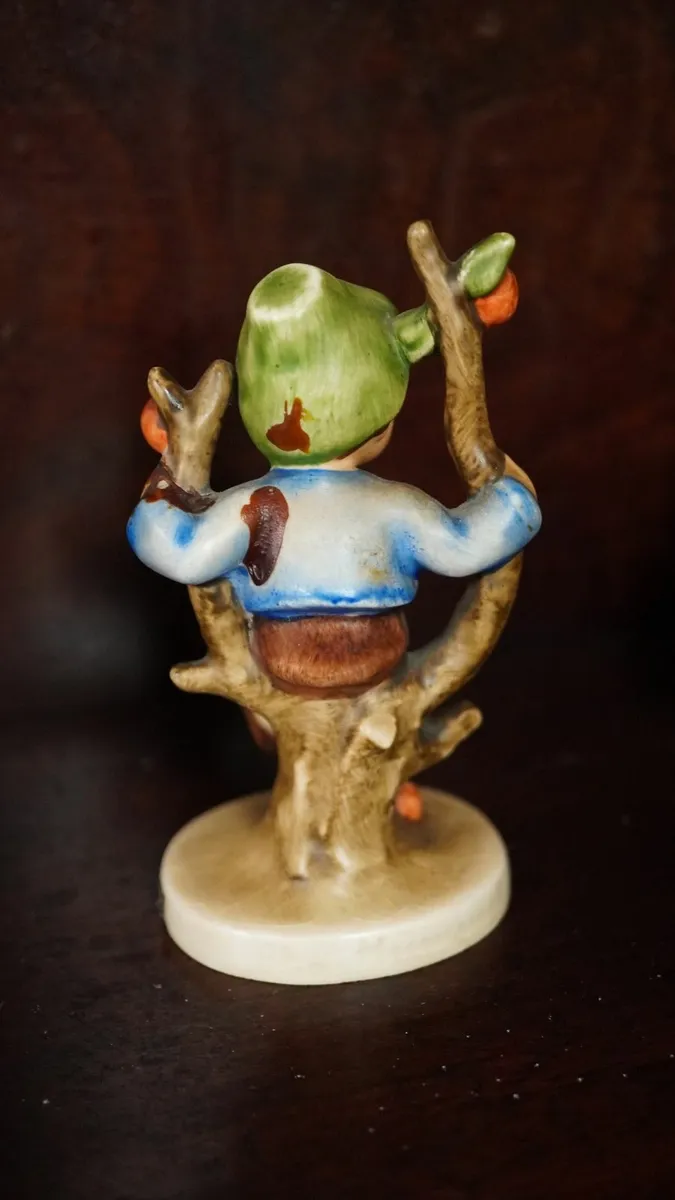 Hummel Figurine - Image 2