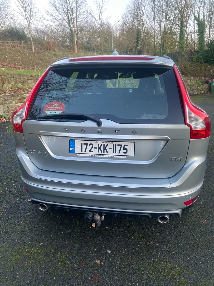 Volvo xc60 r design - Image 4