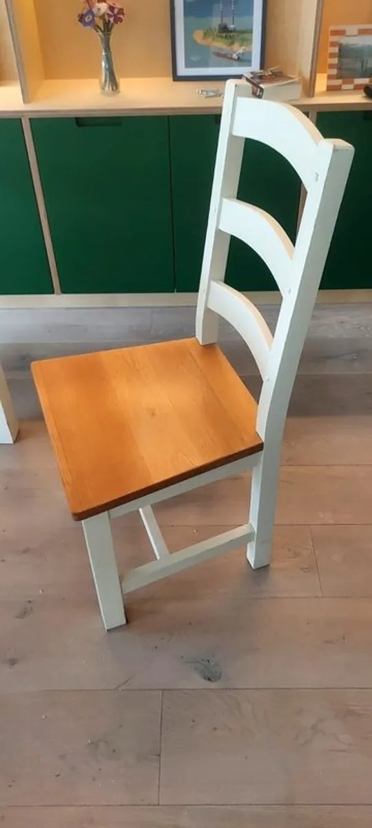 Solid oak dining chairs x 6 - Image 2
