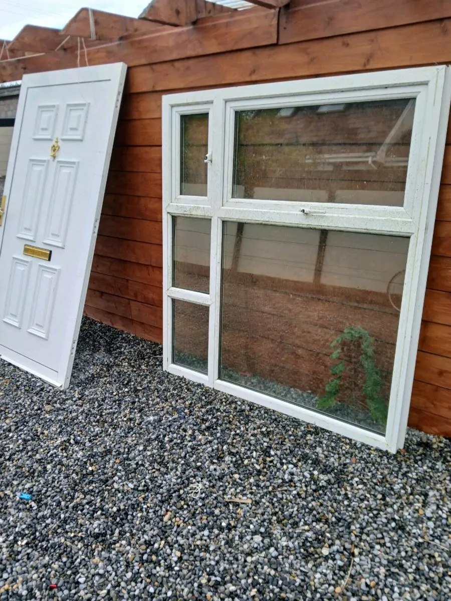 Window and door - Image 1