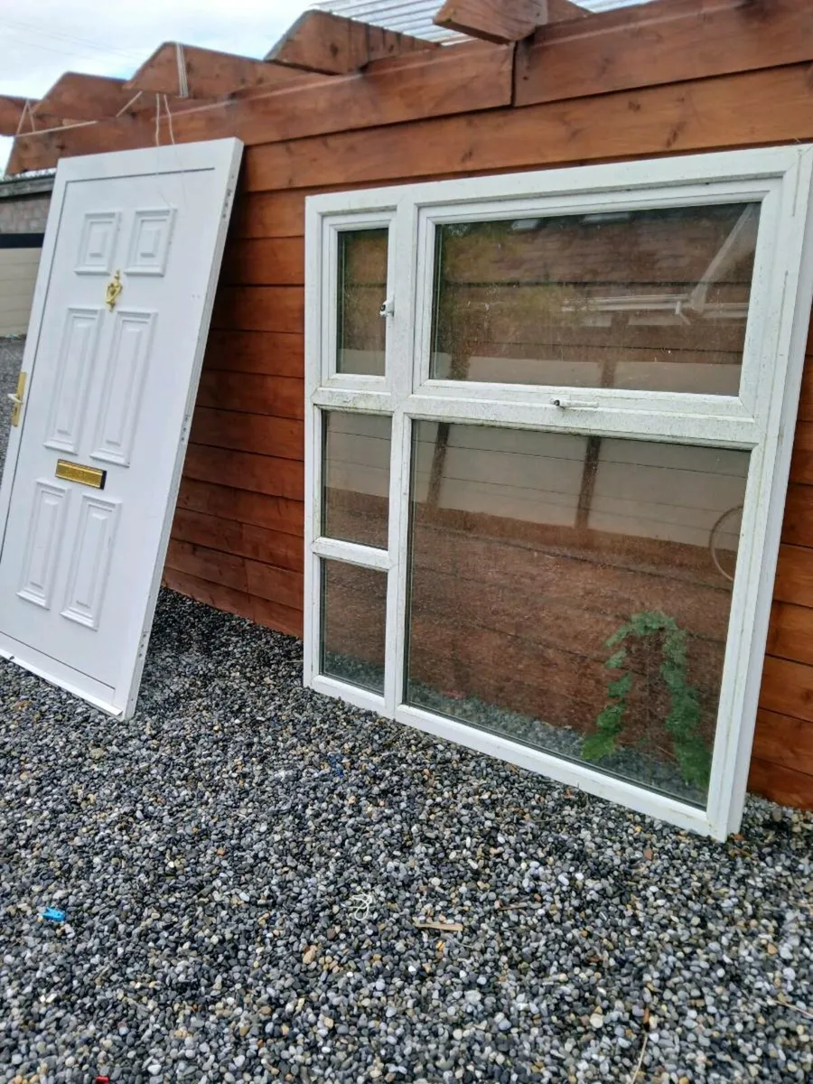 Window and door - Image 3