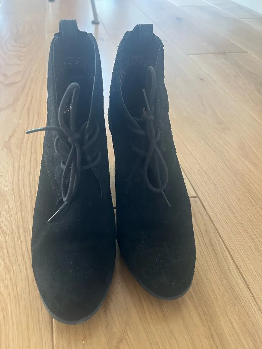 Tommy Hilfiger boots - Image 4