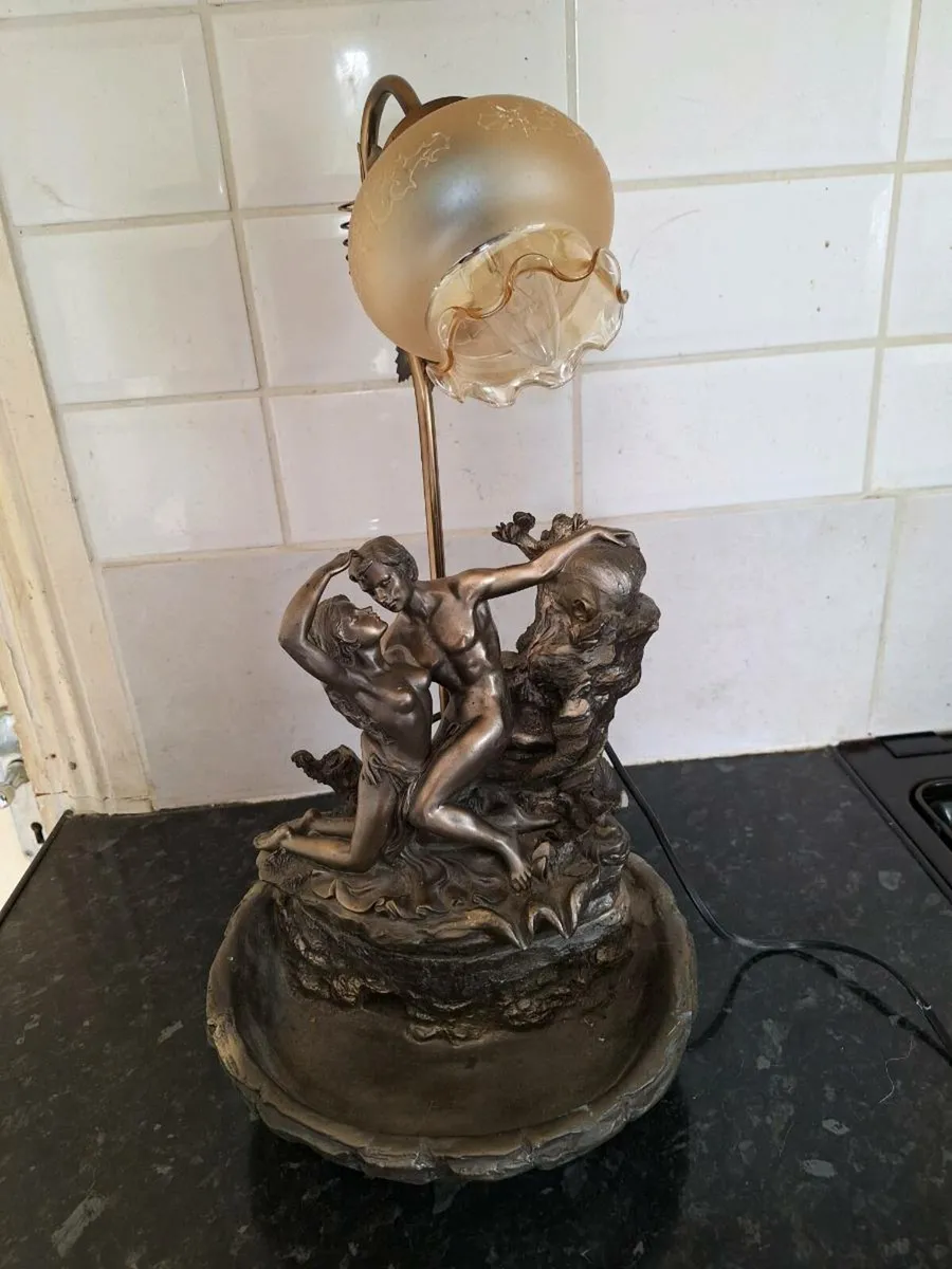 Heavy metal table lamp - Image 2