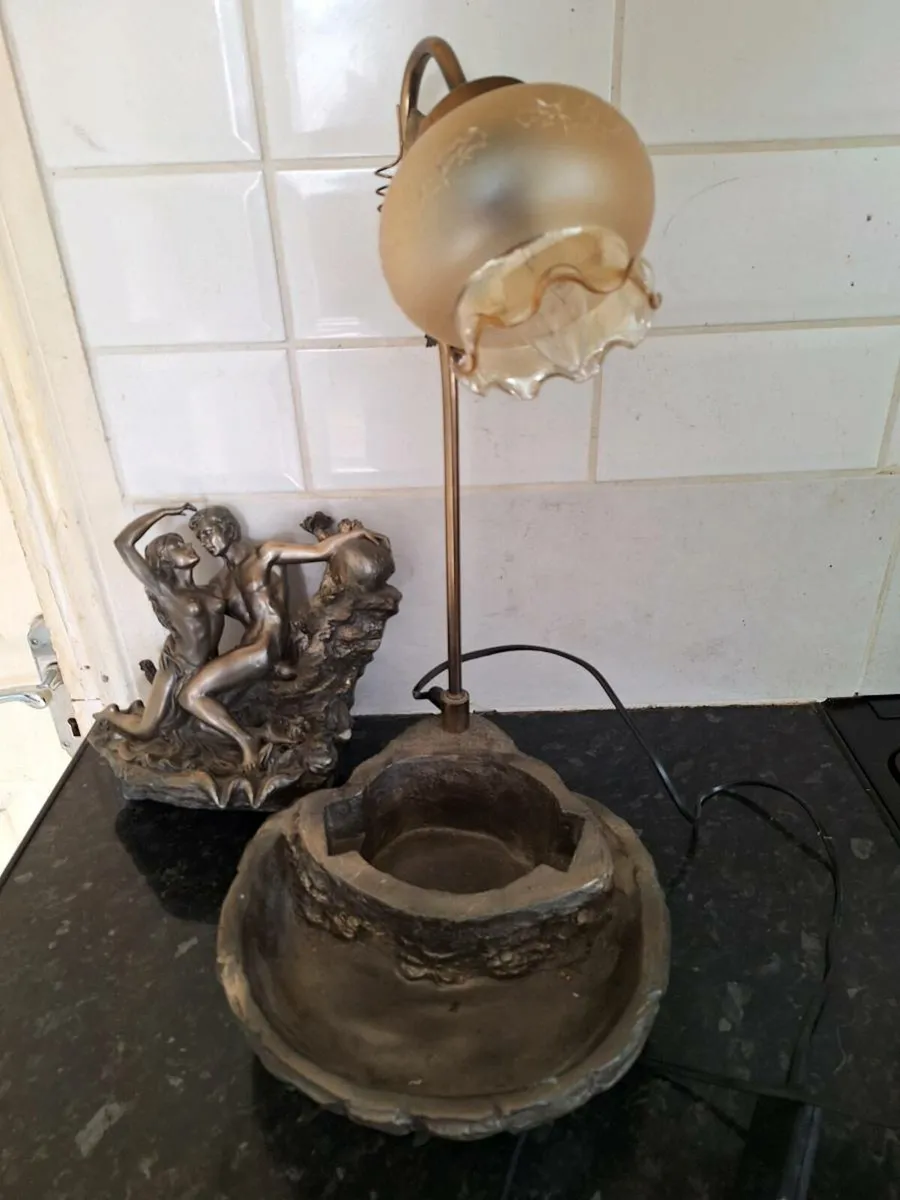 Heavy metal table lamp - Image 3