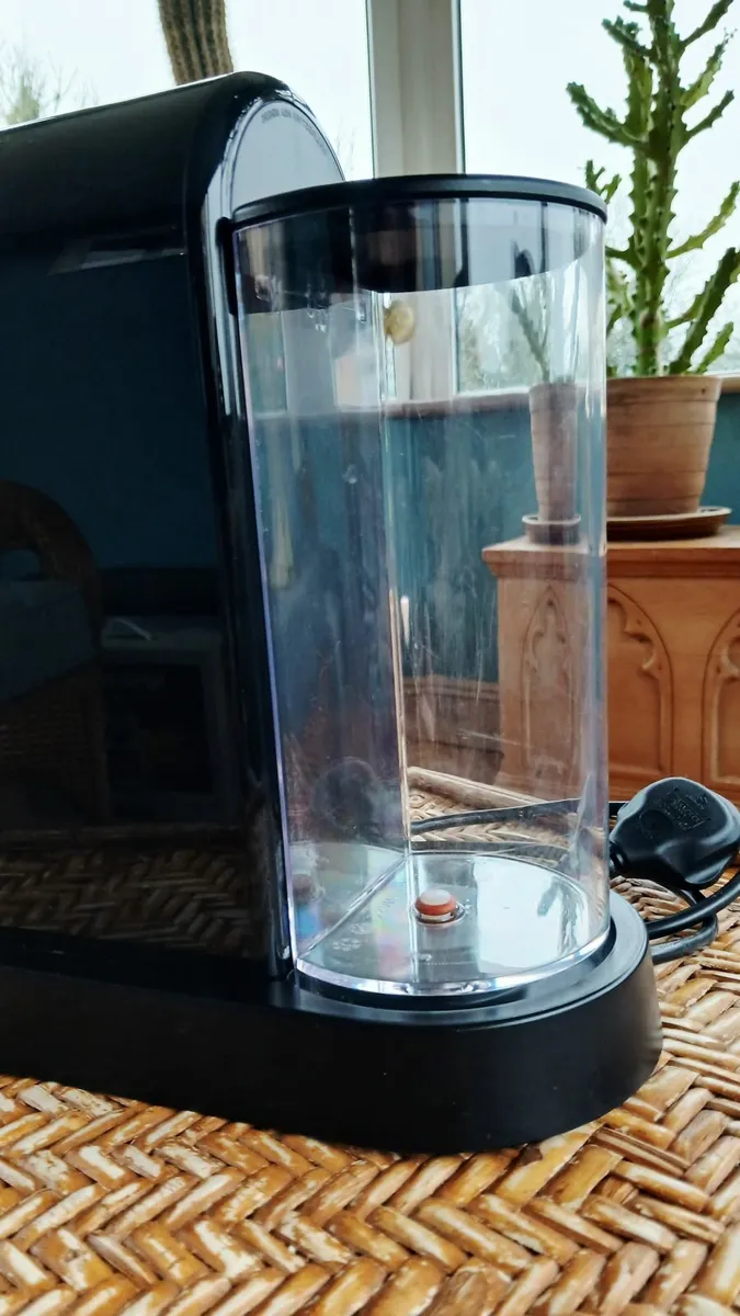 Nespresso Citiz Coffee Machine - Image 3