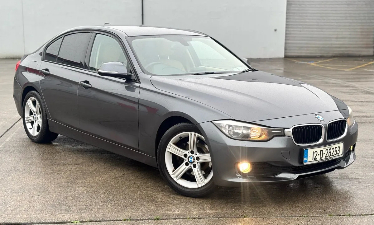 BMW 320D NEW NCT LOW MILEAGE IMMACULATE €6,495 - Image 1