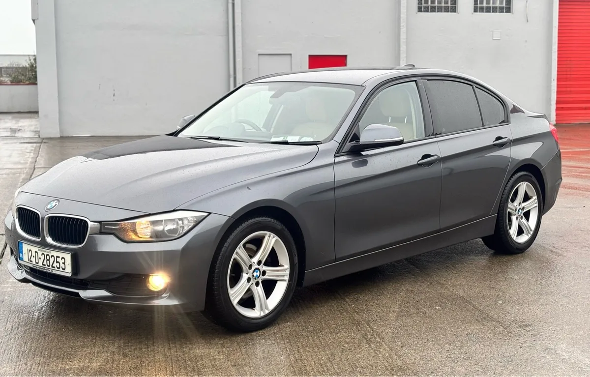 BMW 320D NEW NCT LOW MILEAGE IMMACULATE €6,495 - Image 4