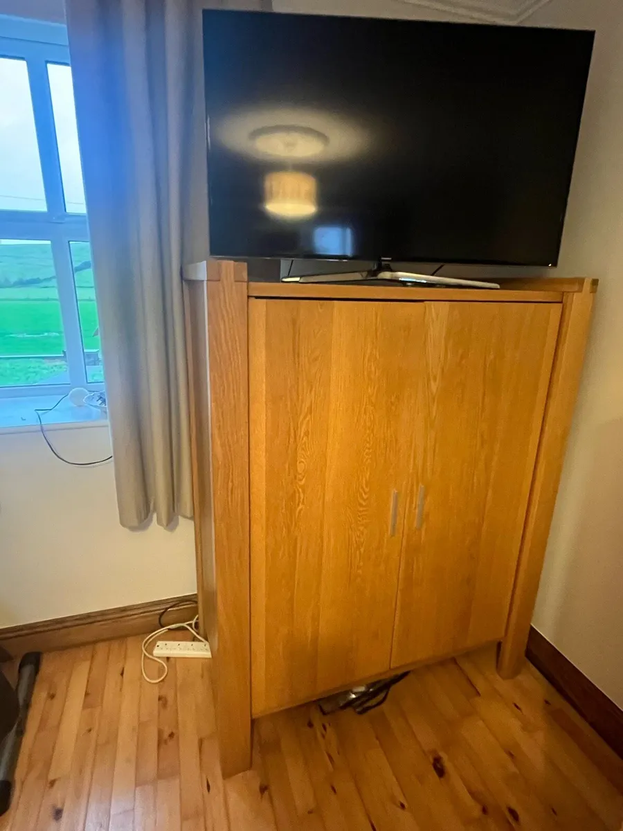 Study Unit/TV Stand and storage - Image 1