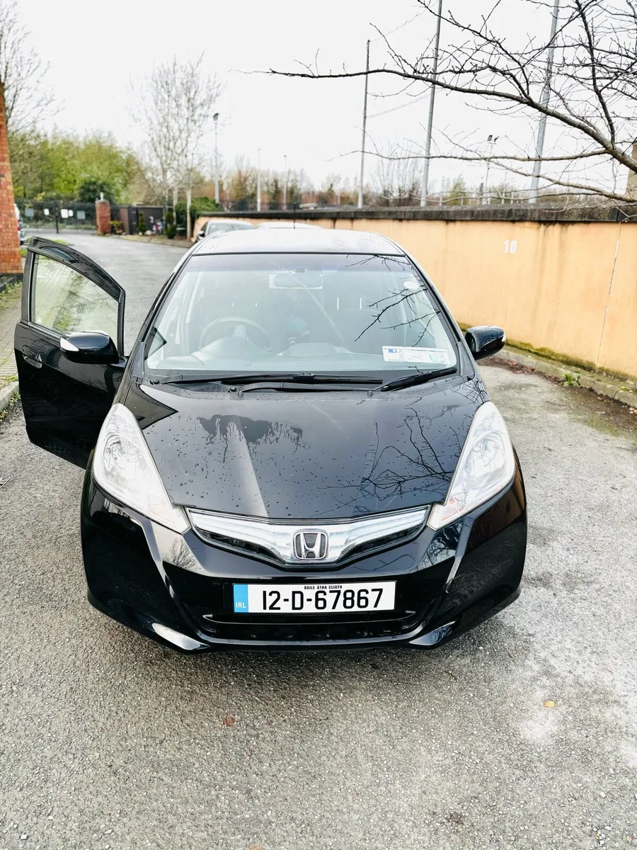 Honda fit hybird low mileage - Image 1