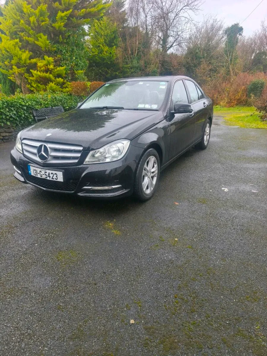Mercedes C220 - Image 2