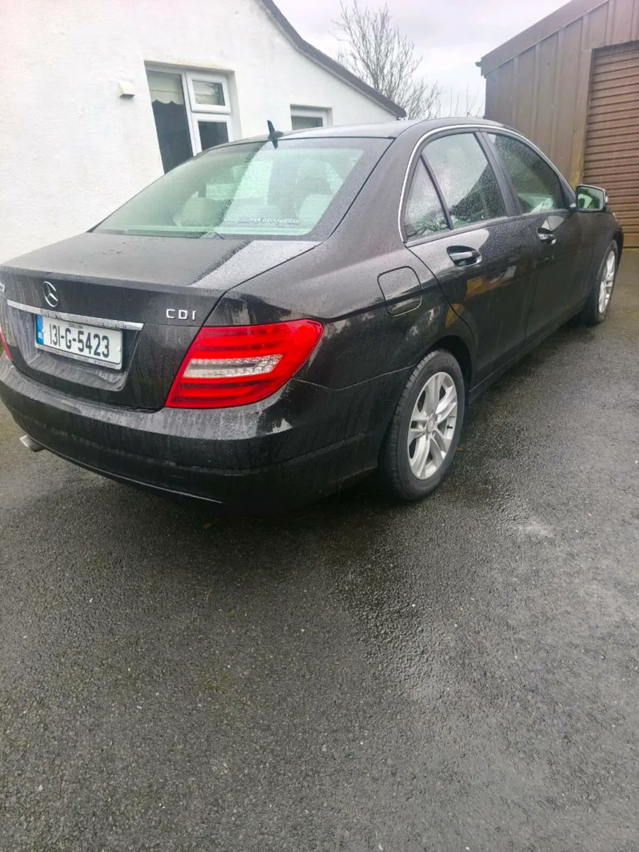 Mercedes C220 - Image 4