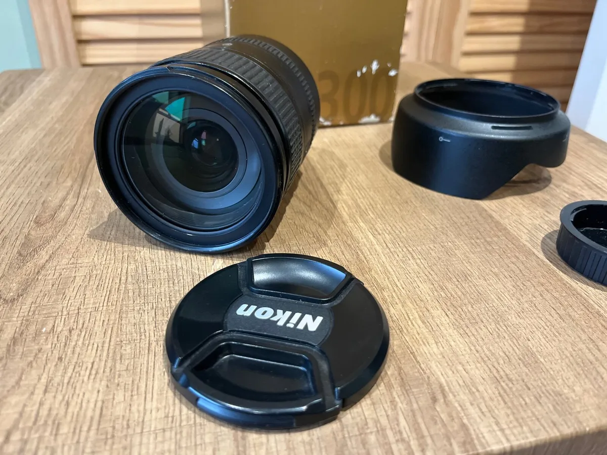 Nikkor Lens AFS- Nikkor 28-300 f/3.5-5.6 ED VR - Image 2