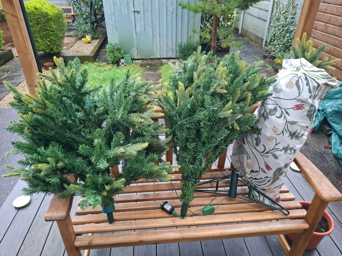 Christmas Tree 6.5ft - Image 4