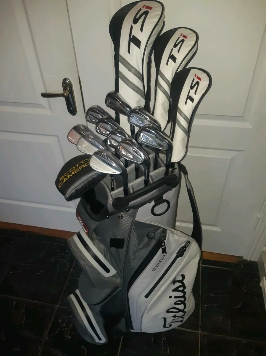 Complete 14 x Club Titleist Golf Set - Image 1