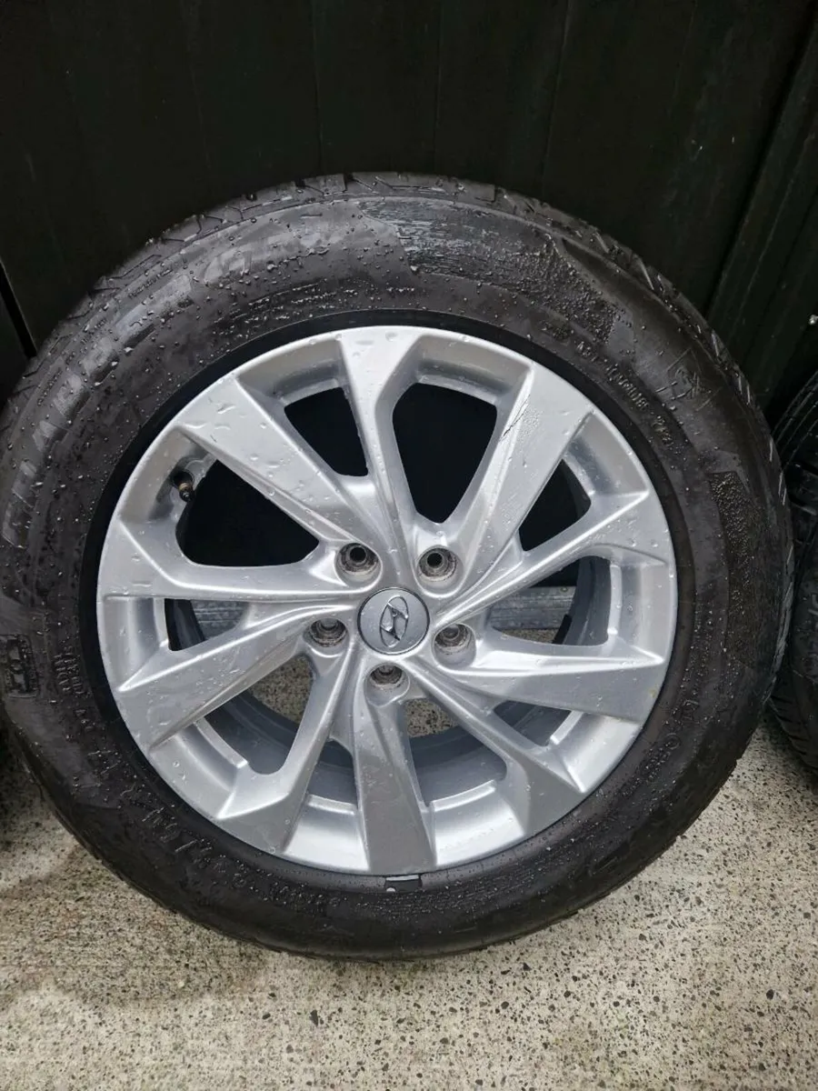 17 inch Hyunday Alloys  5x114.3 - Image 4