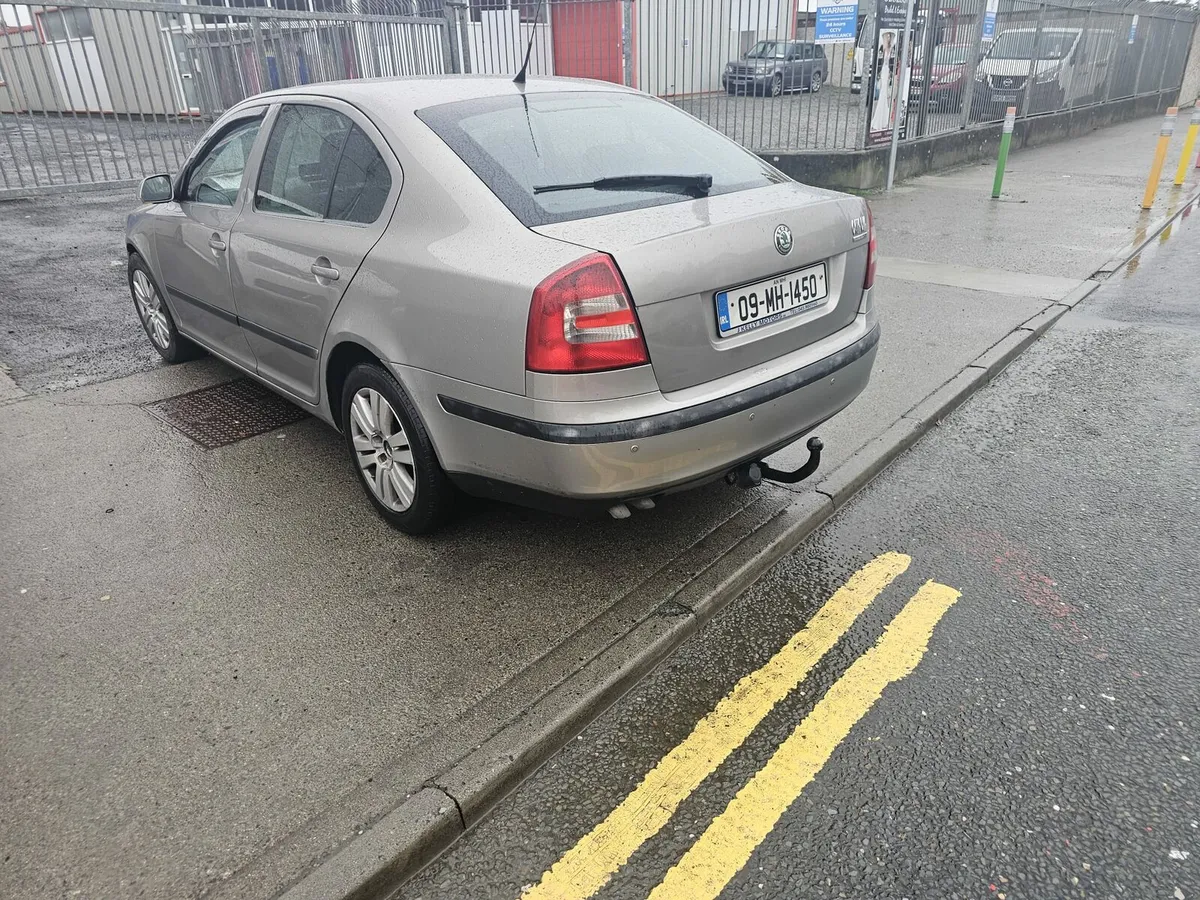 09 Skoda Octavia Automatic - Image 4