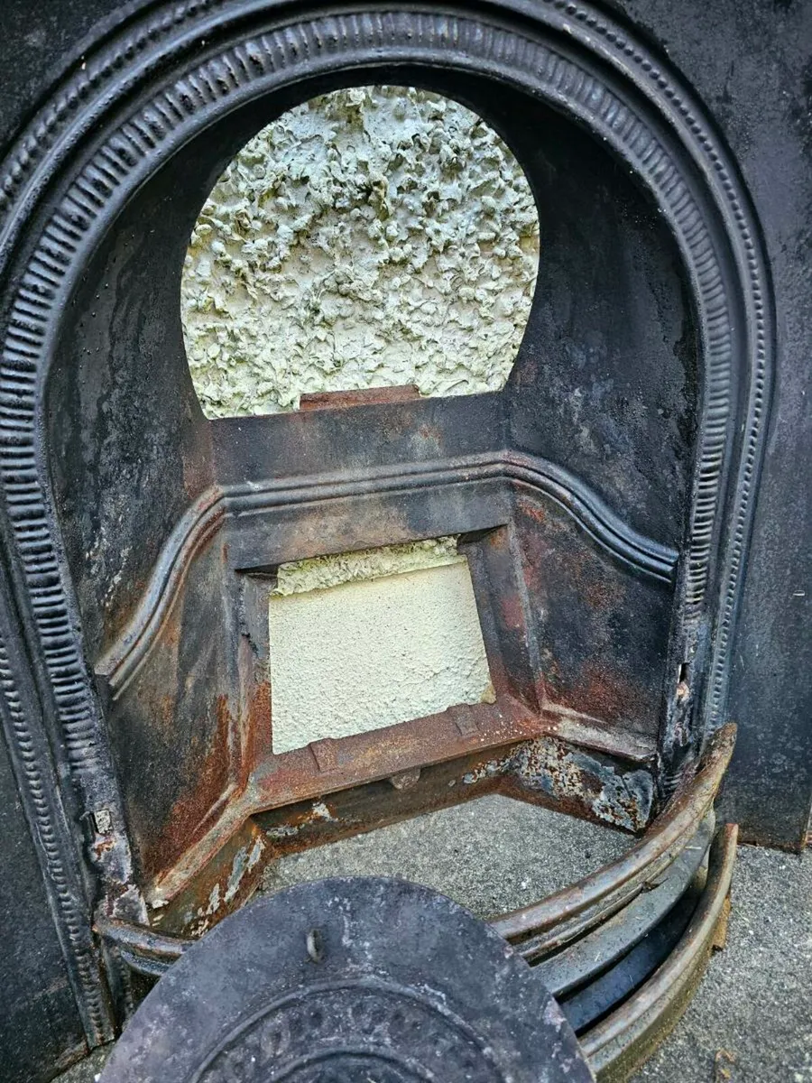 Cast Iron fireplace - Image 3