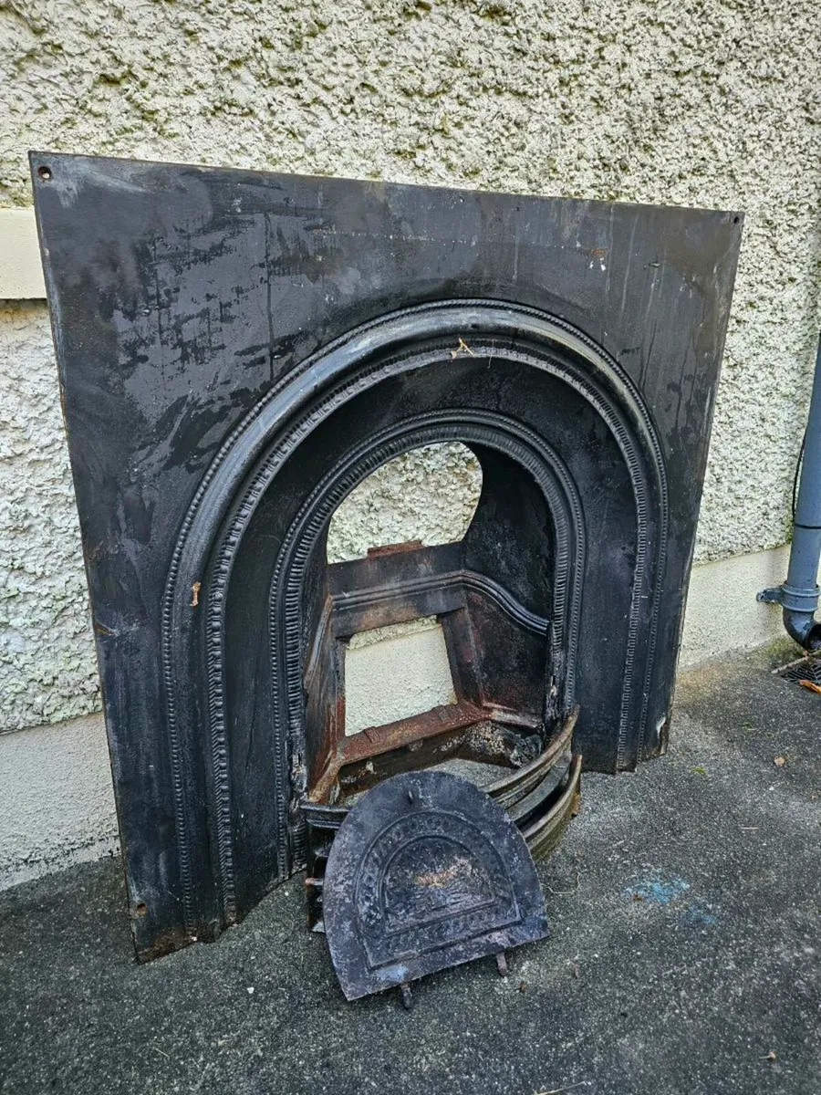 Cast Iron fireplace - Image 4